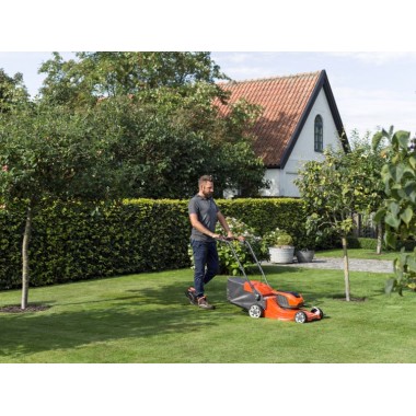 Газонокосилка аккумуляторная Husqvarna LC 247Li -4