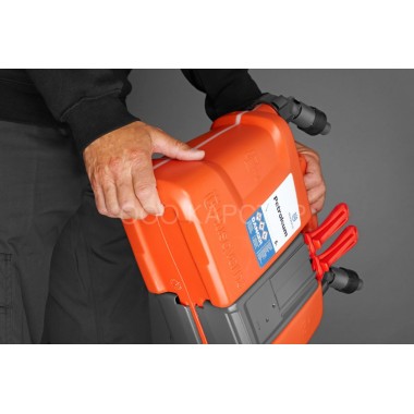 Канистра комбинированная 5л+2.5л с отделением для инструментов-4