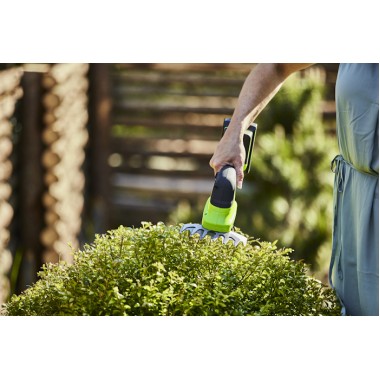 Ножницы-кусторез садовые аккумуляторные Greenworks G24SHT-2