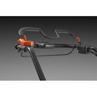 Газонокосилка аккумуляторная самоходная Husqvarna LC 141iV KIT (QC80, BLi20)-2